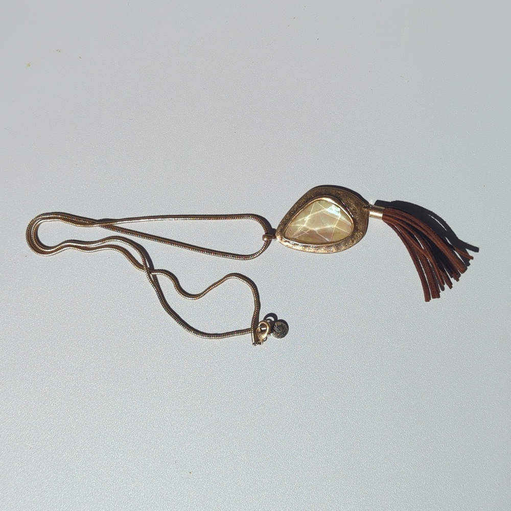 The Sak Mother of Pearl Women's Tassel Necklace Pendant